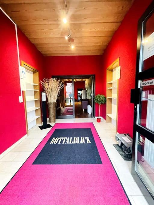 Fewo 20 - Appartement Im Rottalblick - Youngmodern Wohnen Mit Bademantelgang Zur Therme, Tv, Balkon Und Persoenlichem Gaesteempfang Von Astarte Estate Bad Griesbach  Bagian luar foto