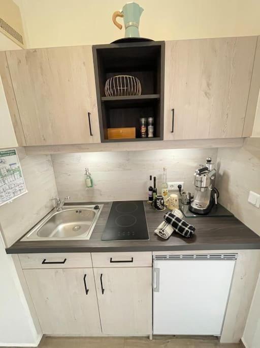 Fewo 20 - Appartement Im Rottalblick - Youngmodern Wohnen Mit Bademantelgang Zur Therme, Tv, Balkon Und Persoenlichem Gaesteempfang Von Astarte Estate Bad Griesbach  Bagian luar foto