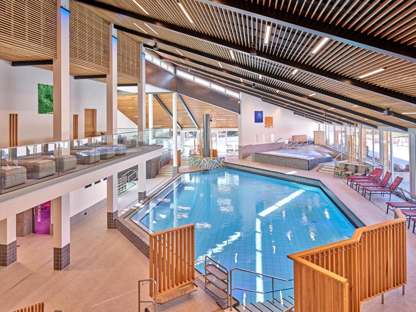 Fewo 20 - Appartement Im Rottalblick - Youngmodern Wohnen Mit Bademantelgang Zur Therme, Tv, Balkon Und Persoenlichem Gaesteempfang Von Astarte Estate Bad Griesbach  Bagian luar foto
